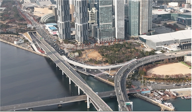 광안대교 접속도로 개통…센텀 일원 만성체증 해소