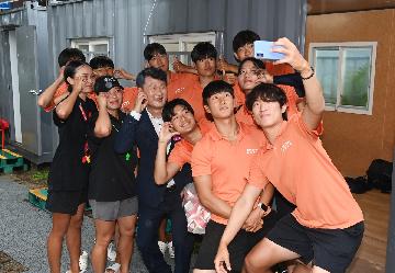 송정해수욕장 격려방문
