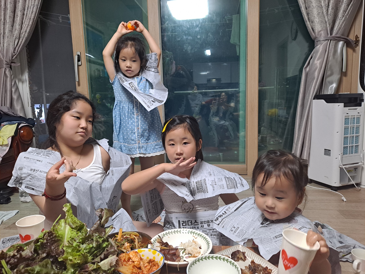 꺄르르 꺄르르 뭐가 그리 웃기노